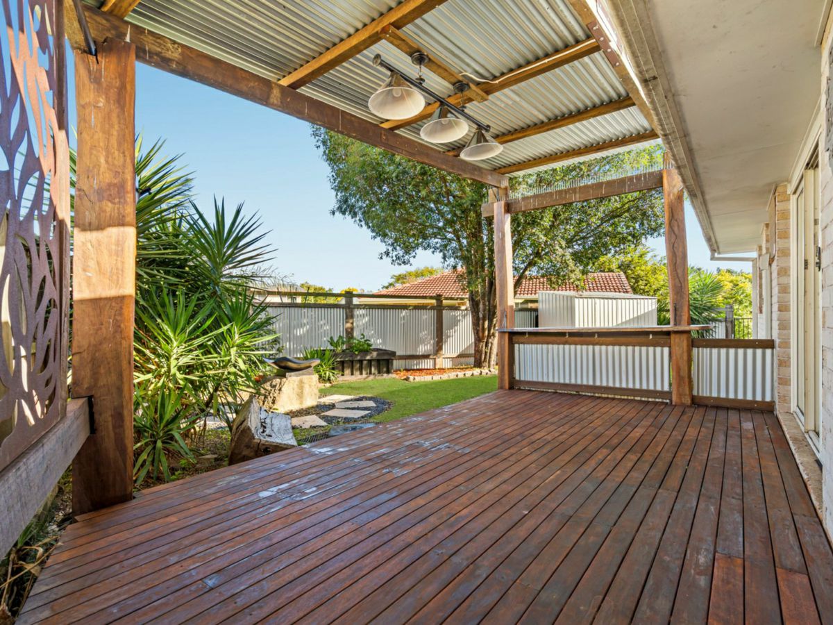 2/20 Colonial Court, Raceview - image 1