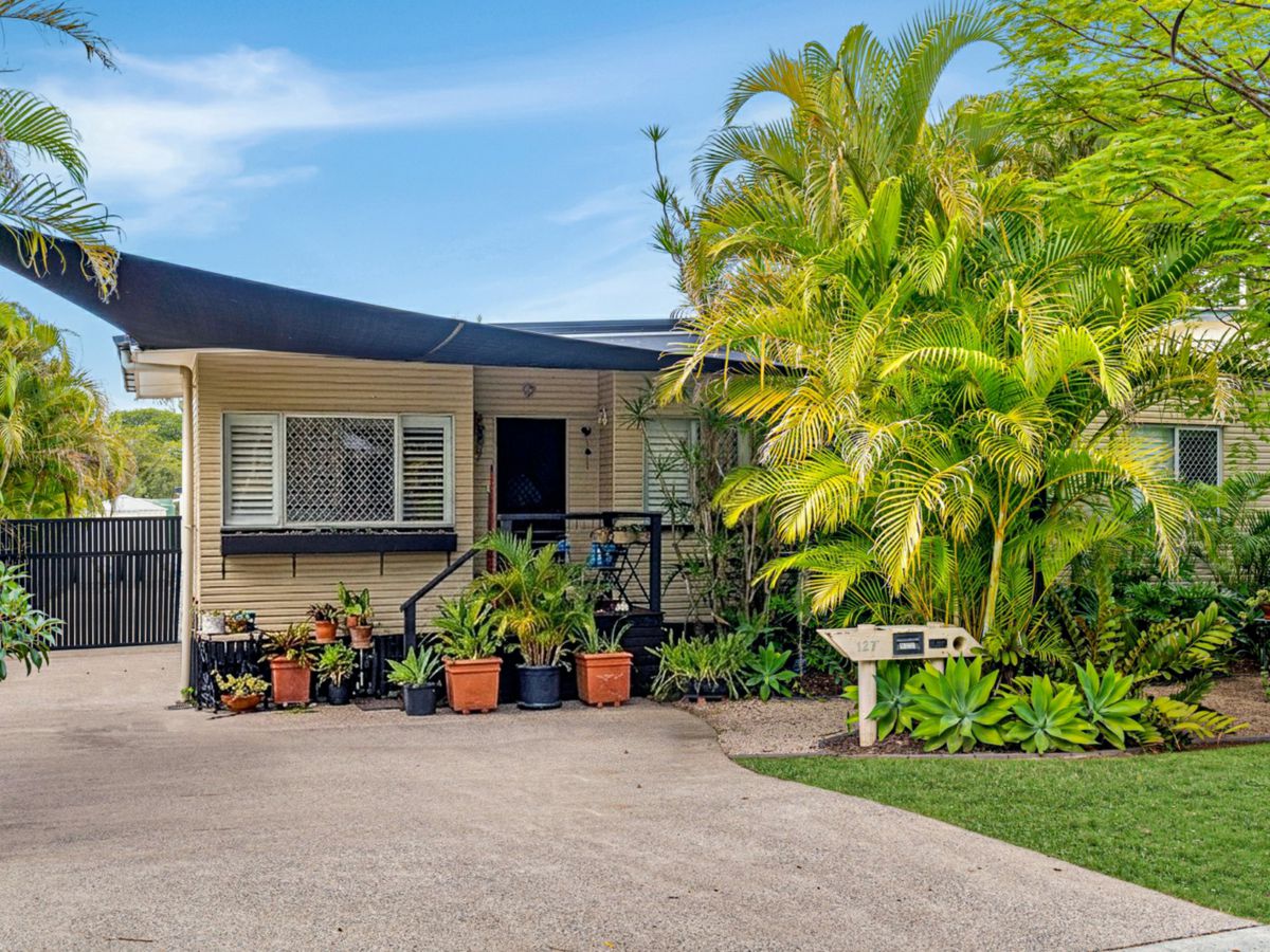127 Woodend Road, Woodend - image 1