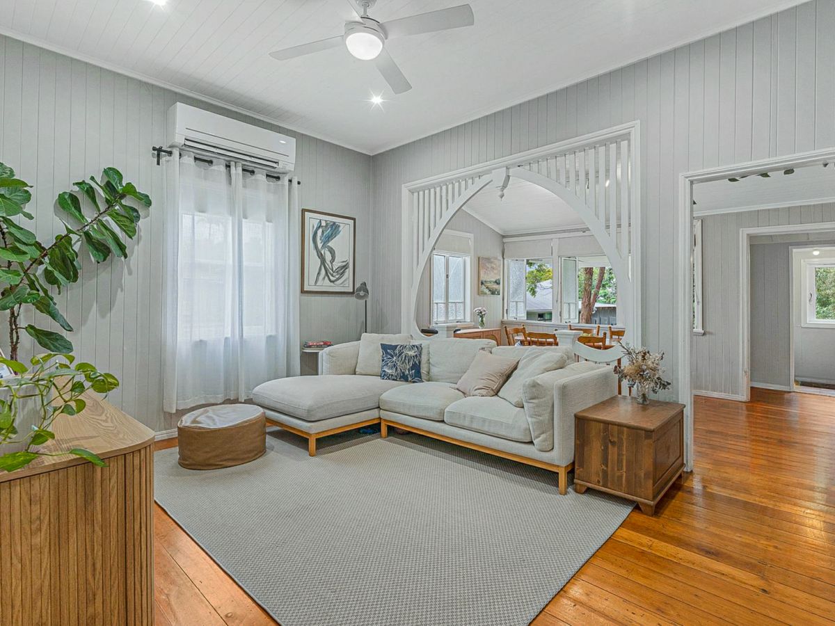 45 Frederick Street, Newtown - image 3