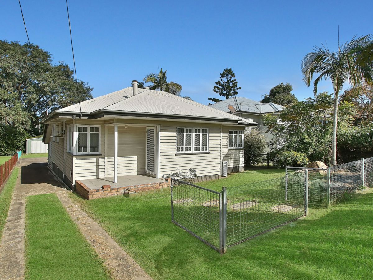 22B Moffatt Street, Ipswich - image 1