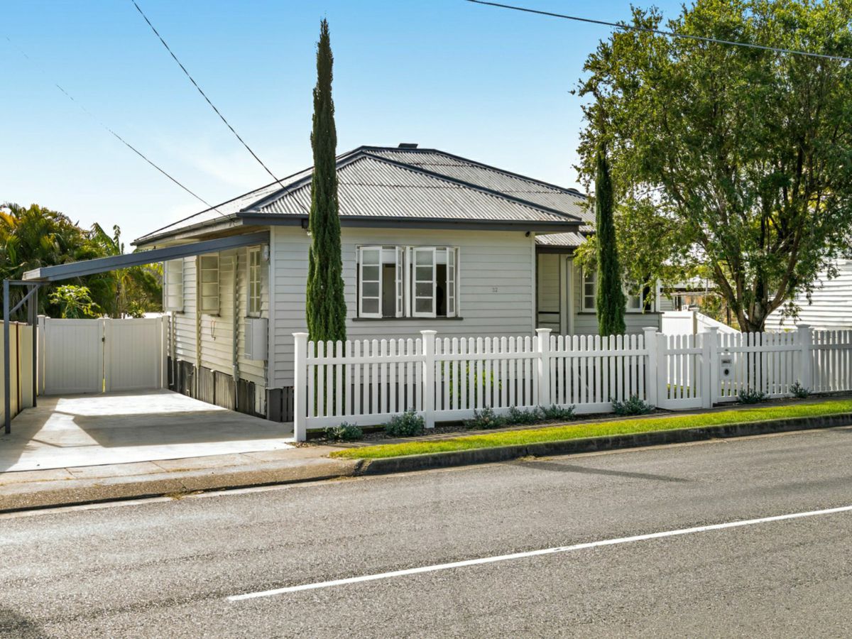 32 Wattle Street, North Booval - image 1