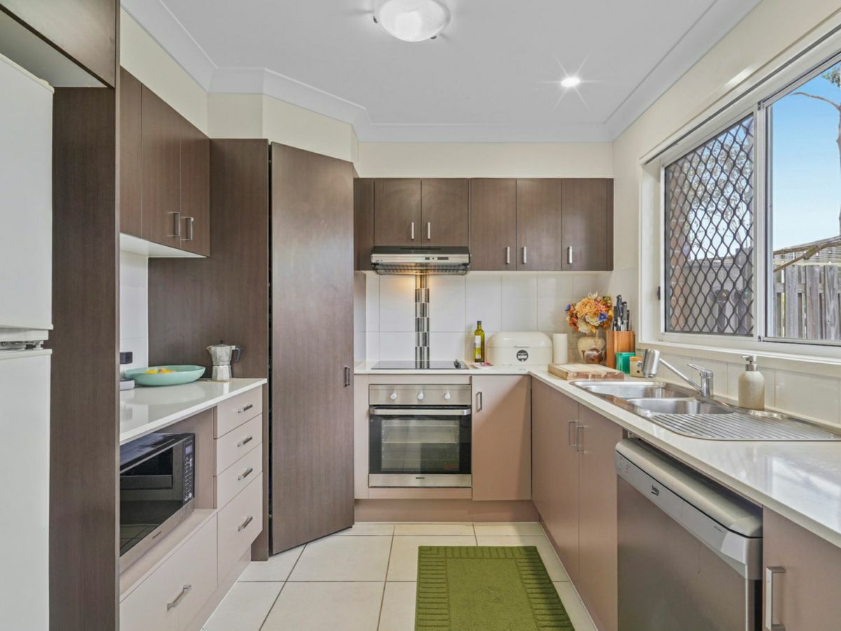 16/39 River Road, Bundamba - image 1