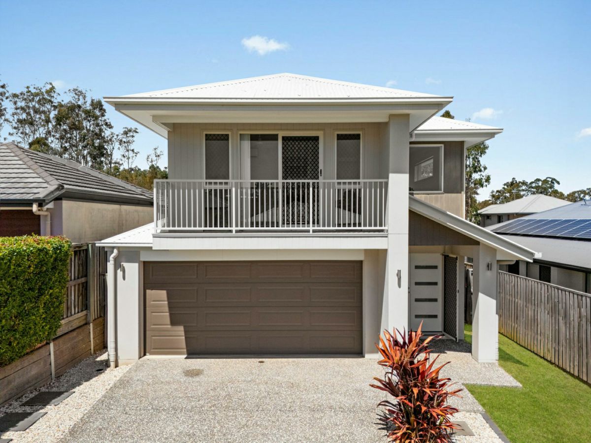 84 Meadows Circuit, Bellbird Park - image 1