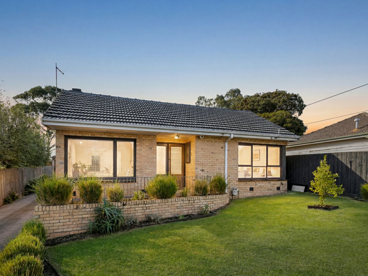 1/23 Raymond Road, Seaford - image 1