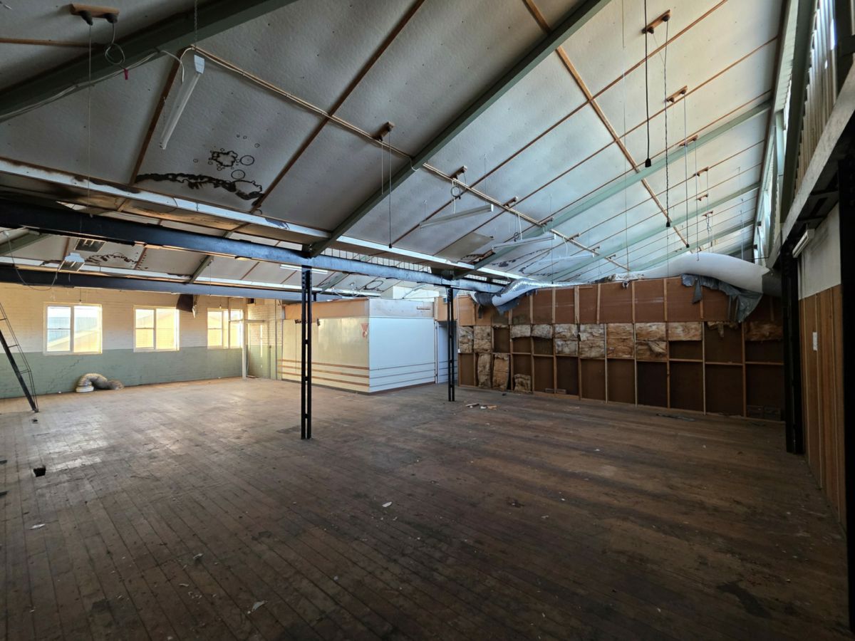 775 Centre Road, Bentleigh East - image 2