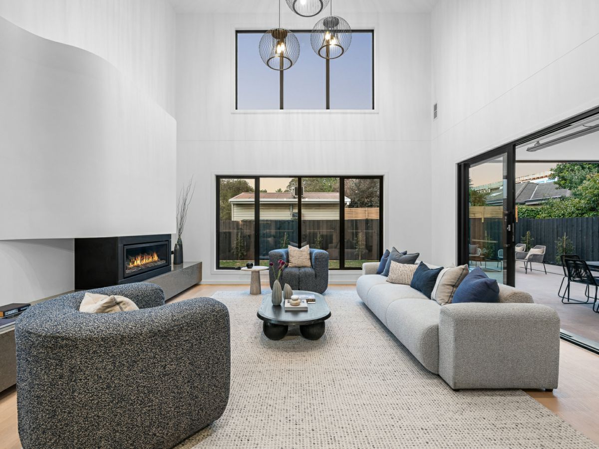 55 Edinburgh Street, Bentleigh East - image 1