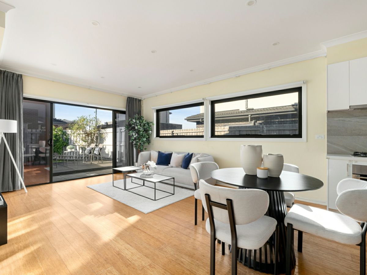2/1 Aonach Street, Clayton South - image 2