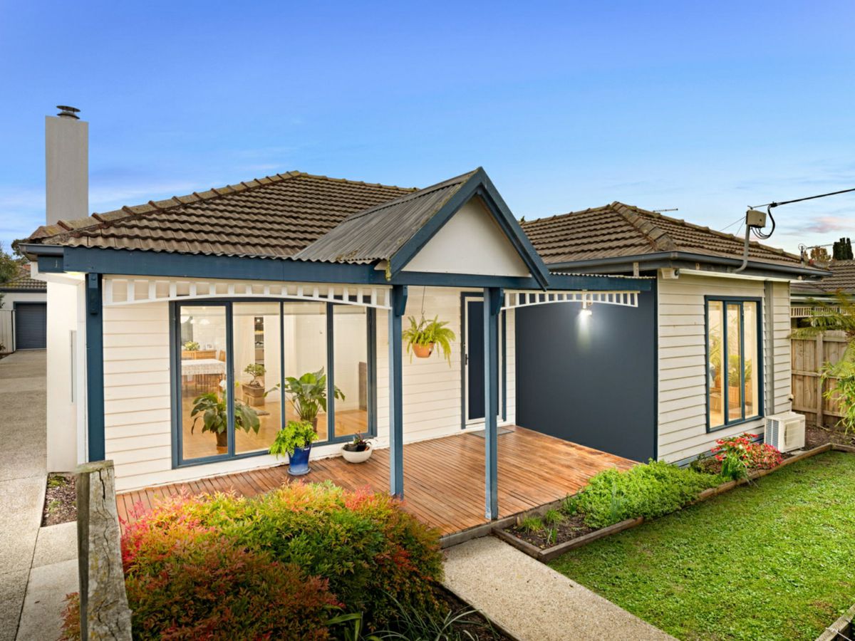 5 Bevan Avenue, Clayton South - image 1