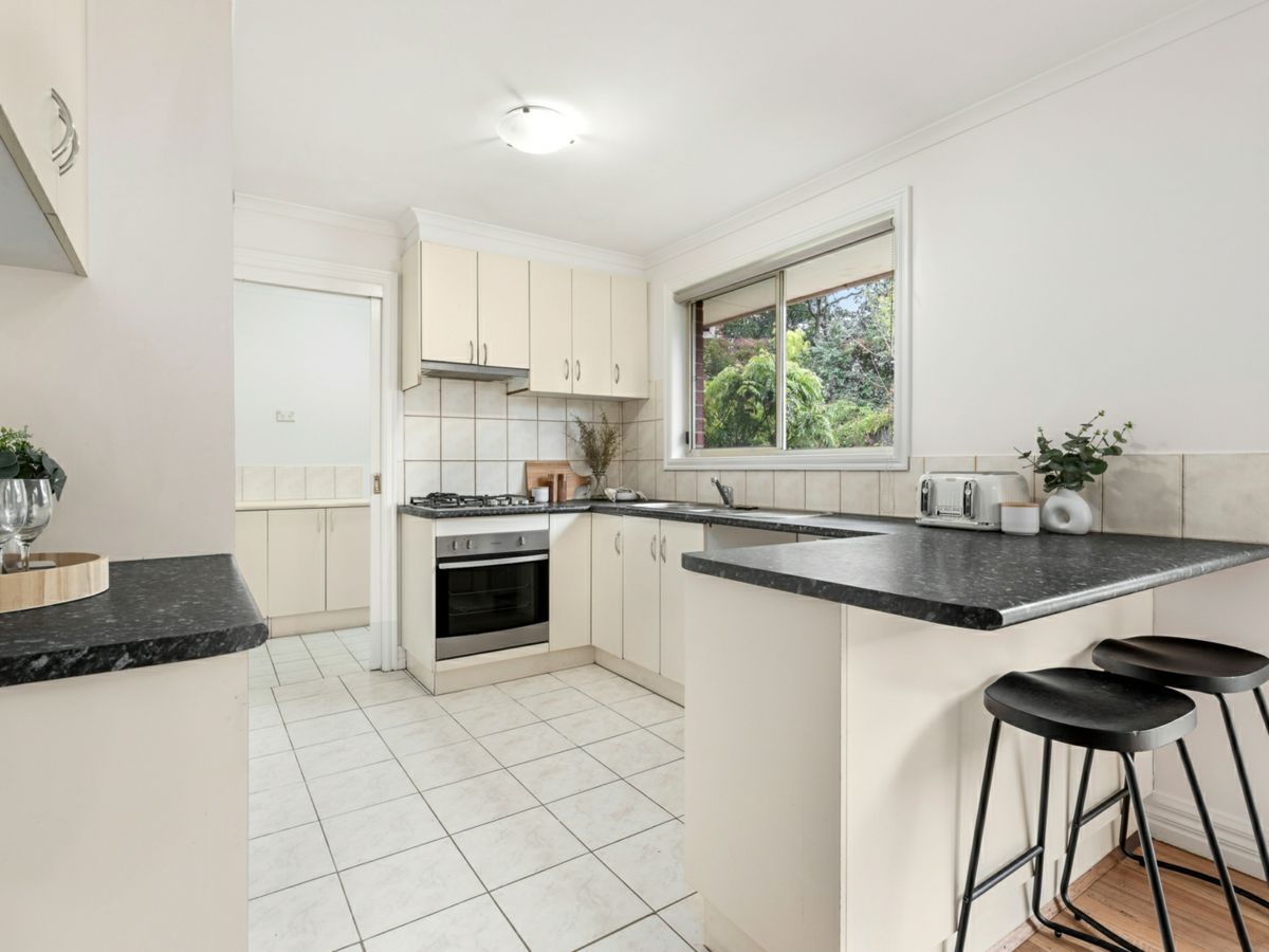 2/203 Clayton Road, Clayton - image 3