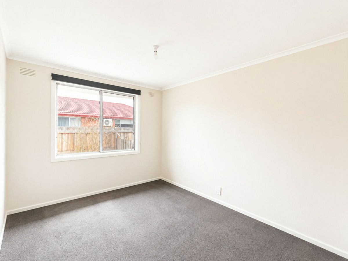 2/31 Oakes Avenue, Clayton South - image 3