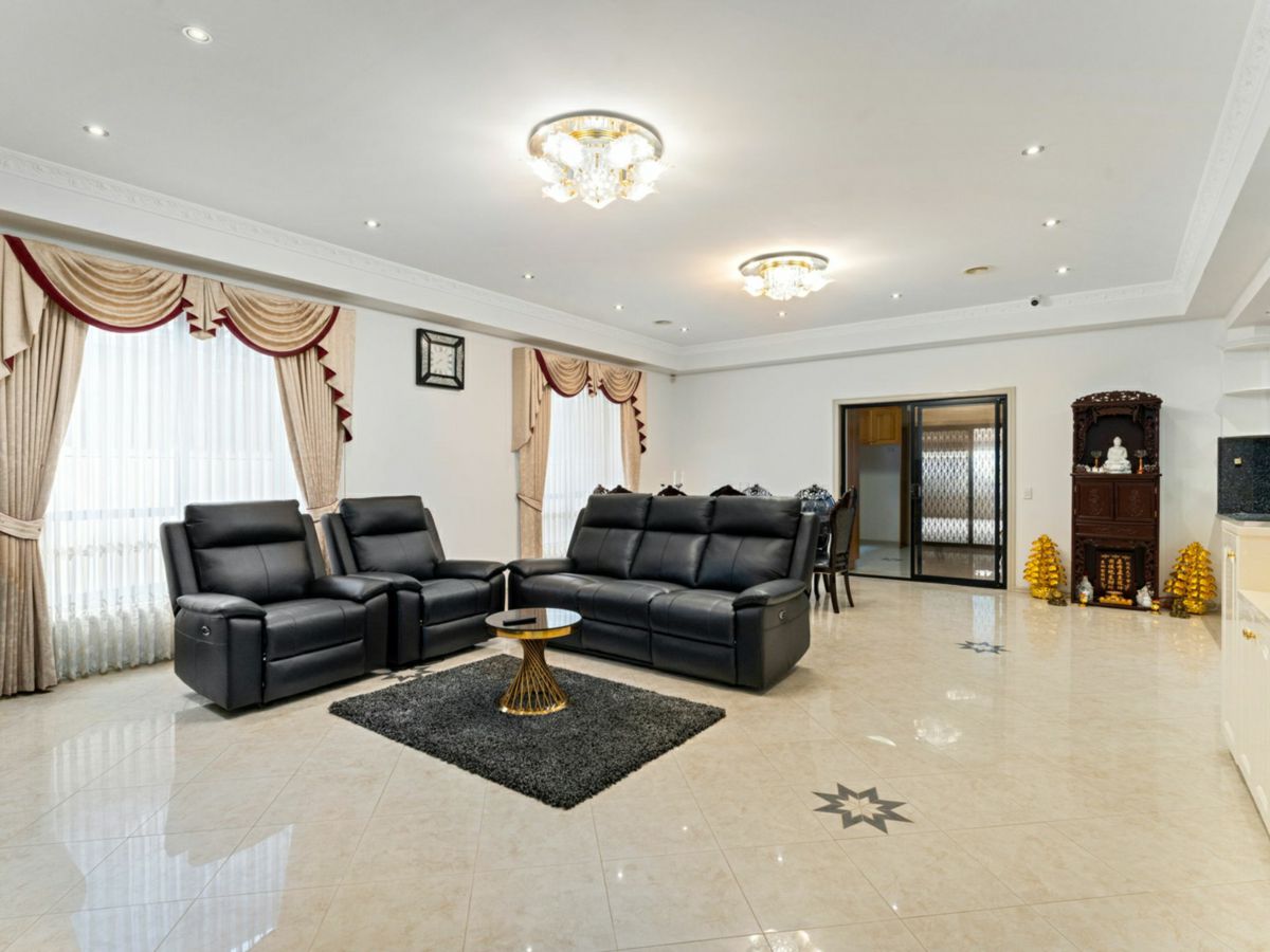 16 Culshaw Avenue, Clayton South - image 3