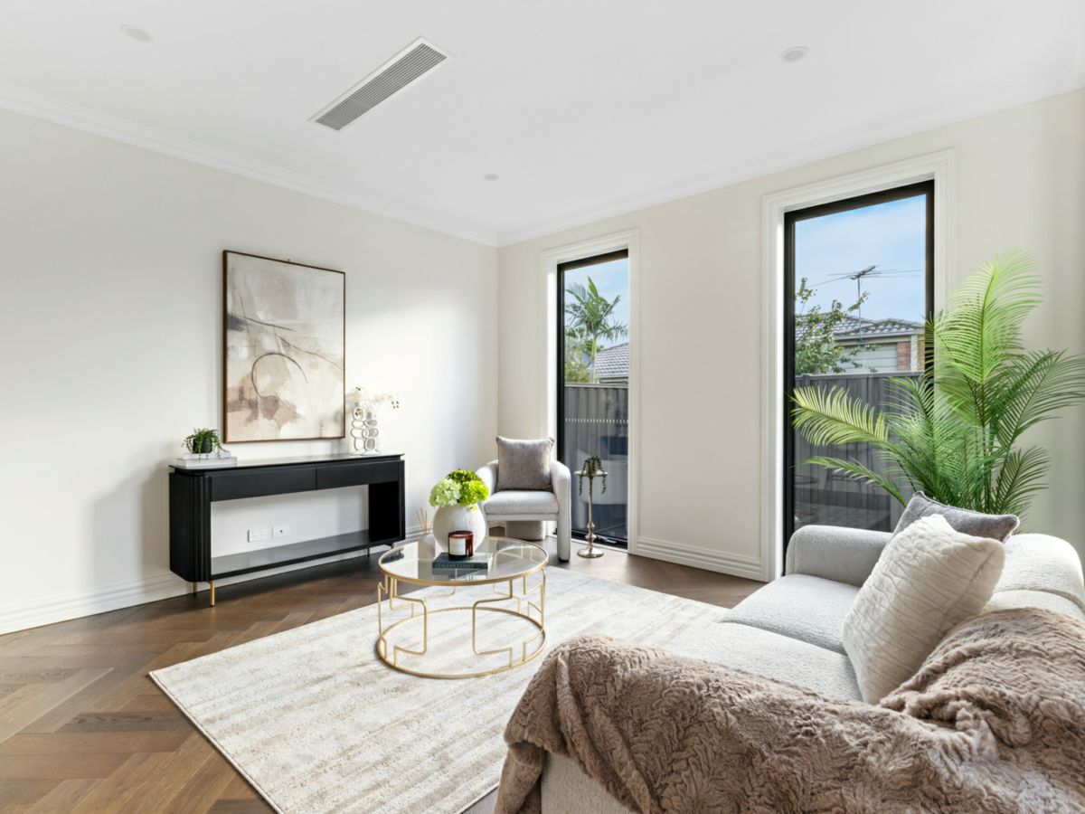 2/11 Dunstan Street, Clayton - image 3
