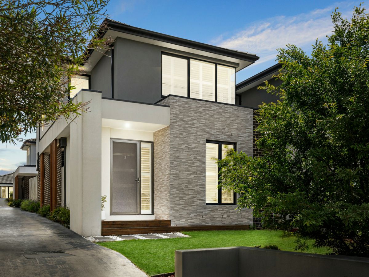 2/695 Heatherton Road, Clayton South - image 1