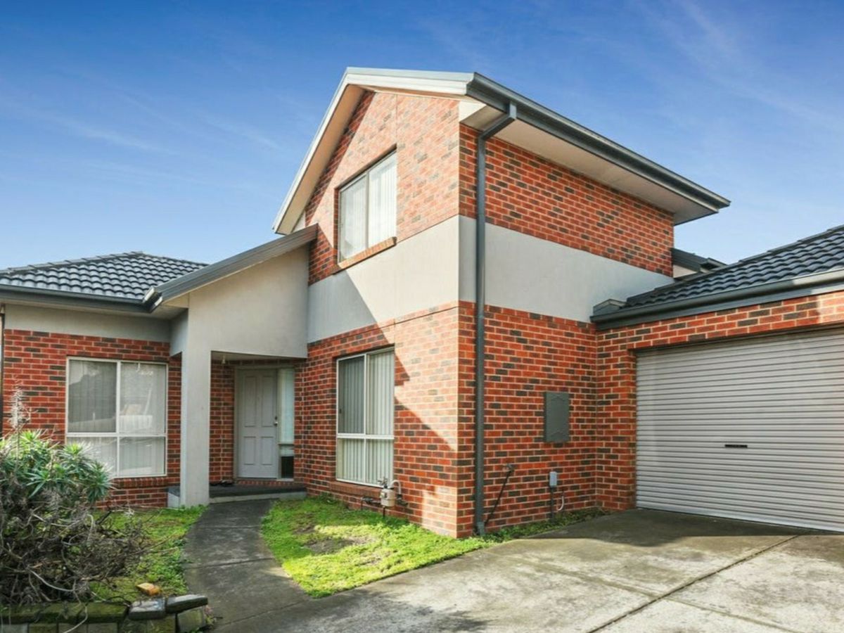 4/5 Myriong Street, Clayton - image 1