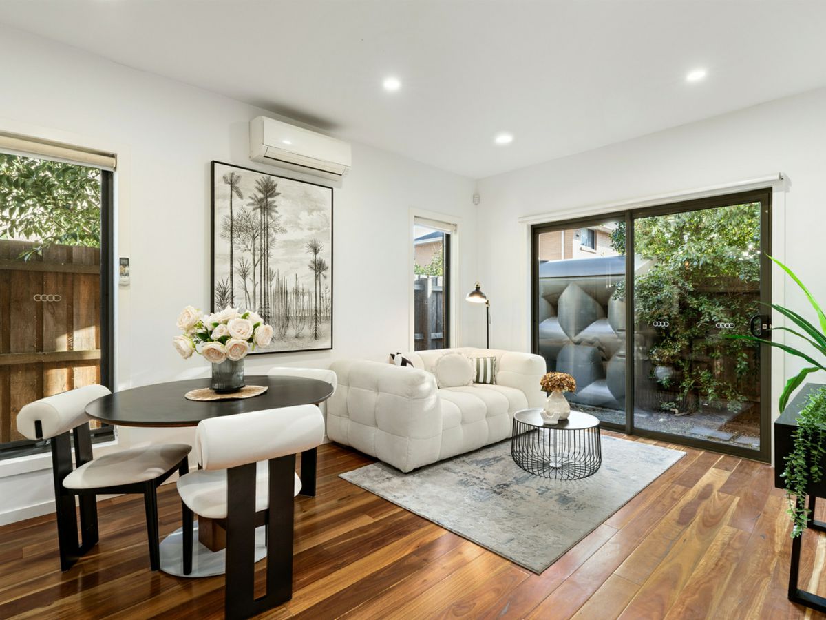3/3 Burns Avenue, Clayton South - image 2