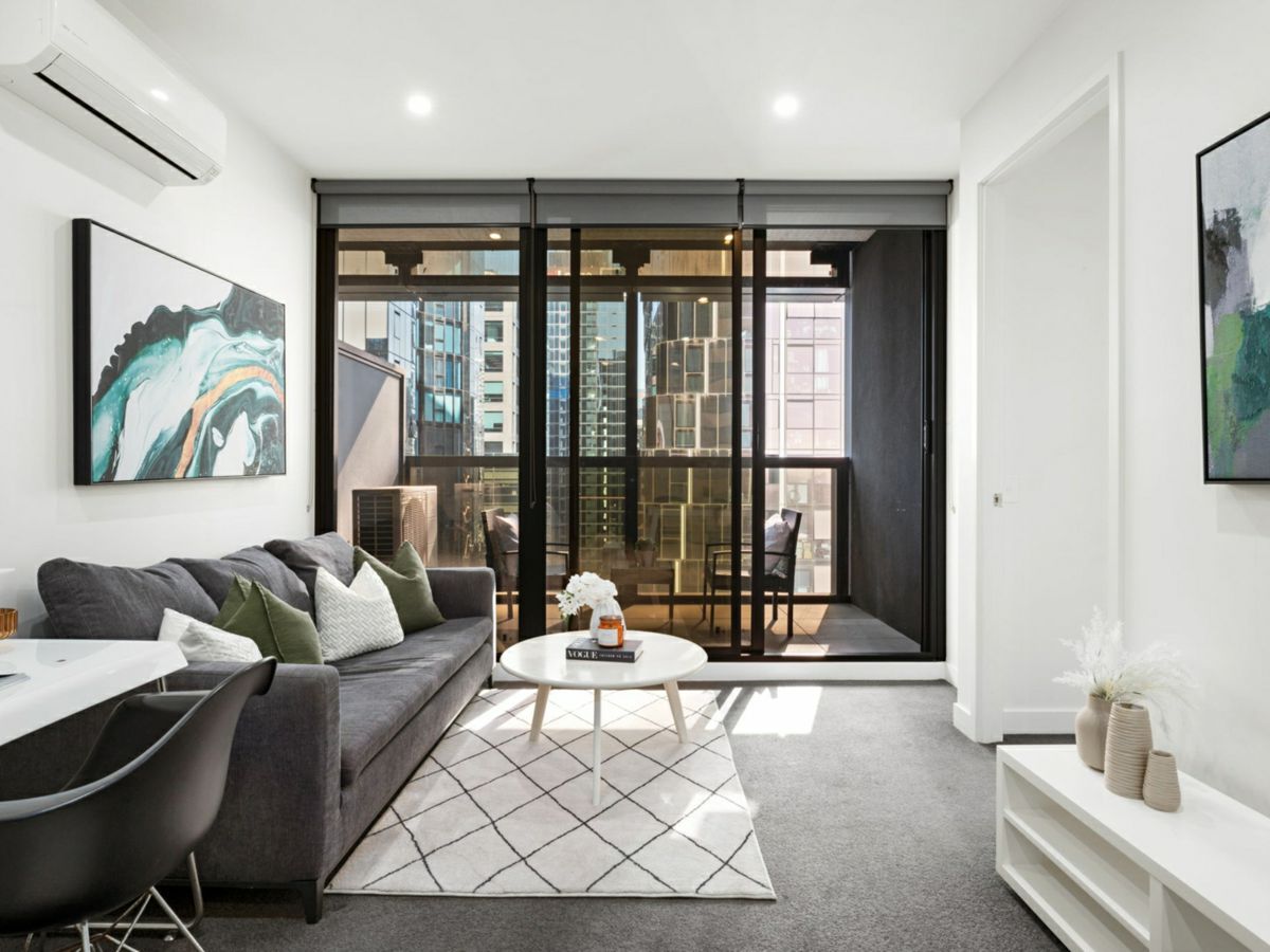 2911/120 A'beckett Street, Melbourne - image 1