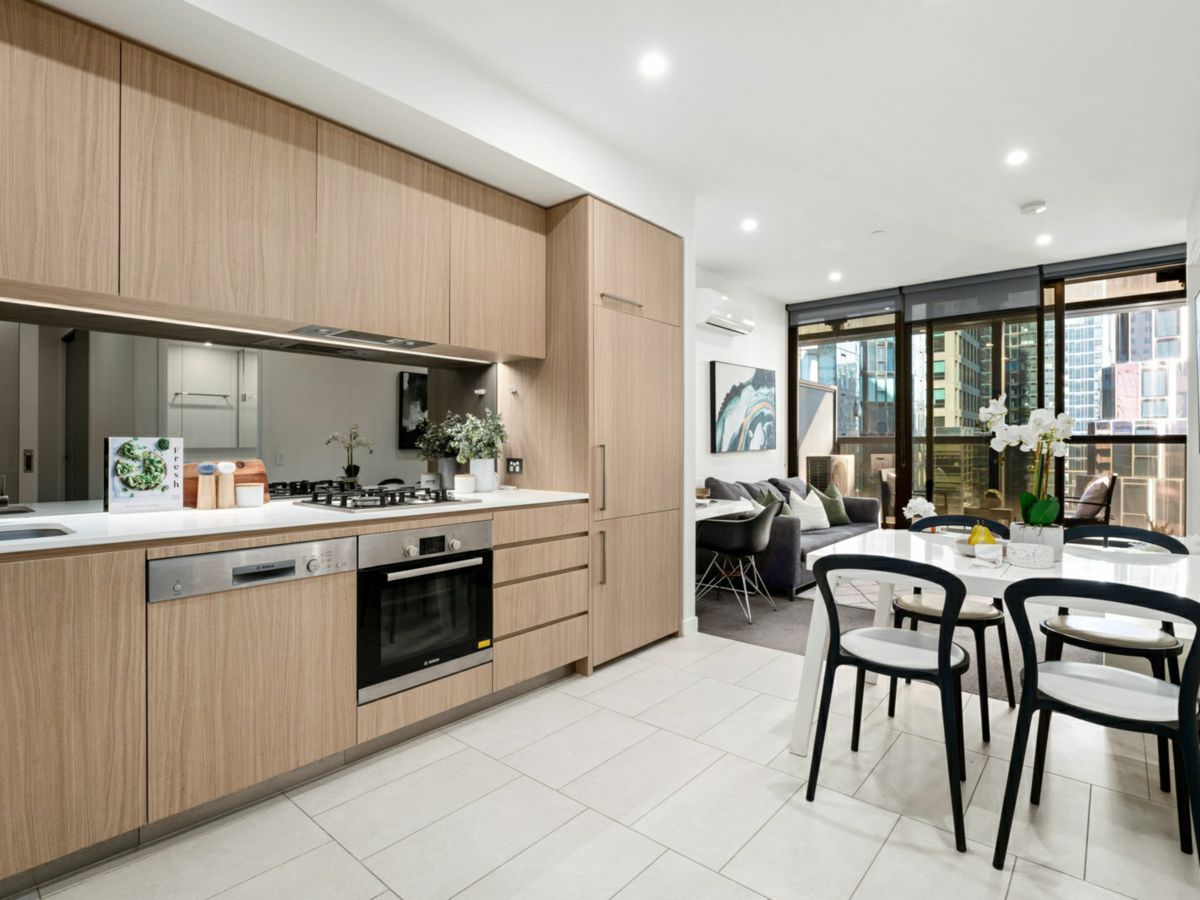 2911/120 A'beckett Street, Melbourne - image 2