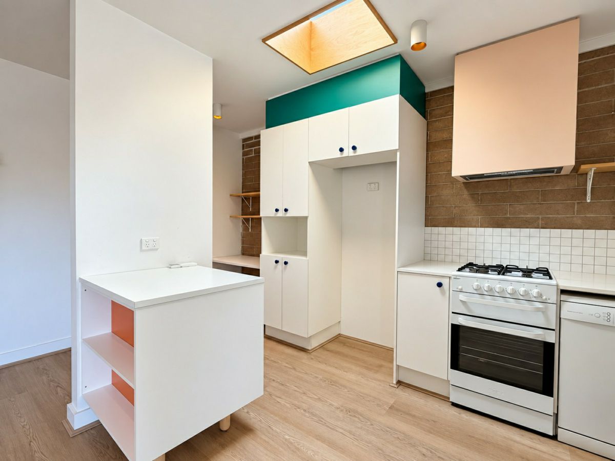 1/38 Booker Street, Cheltenham - image 3