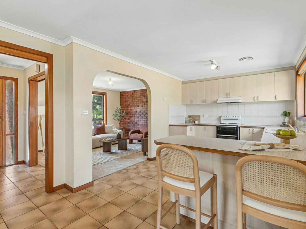 2/450 Haughton Road, Clayton - image 3