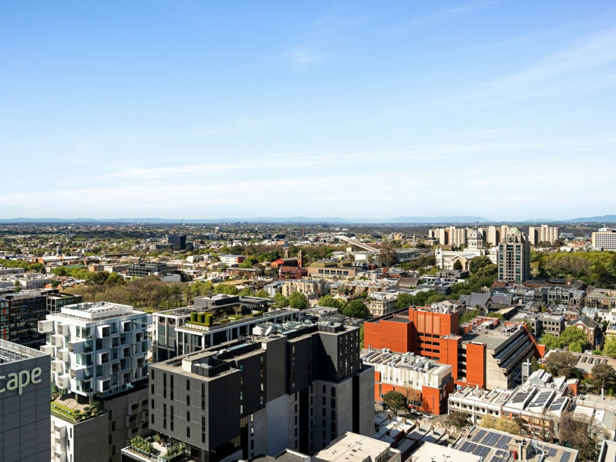 2512/555 Swanston Street, Carlton - image 1
