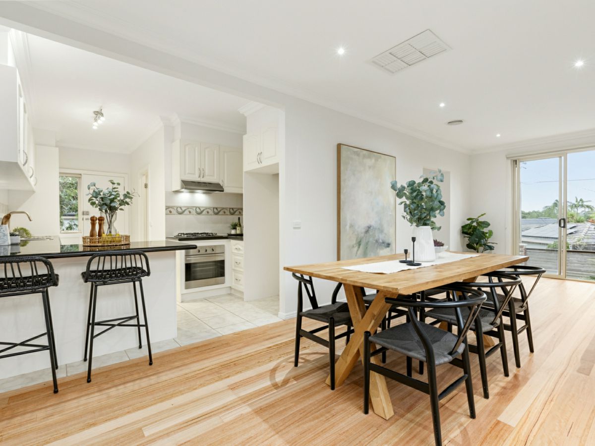 6 Honni Mews, Doncaster East - image 3