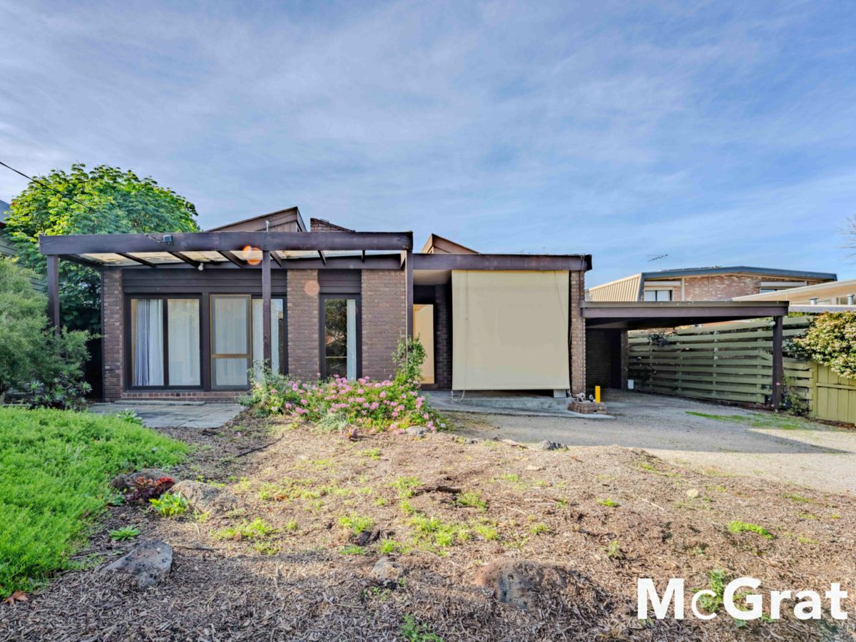 4 Neath Street, Surrey Hills - image 1