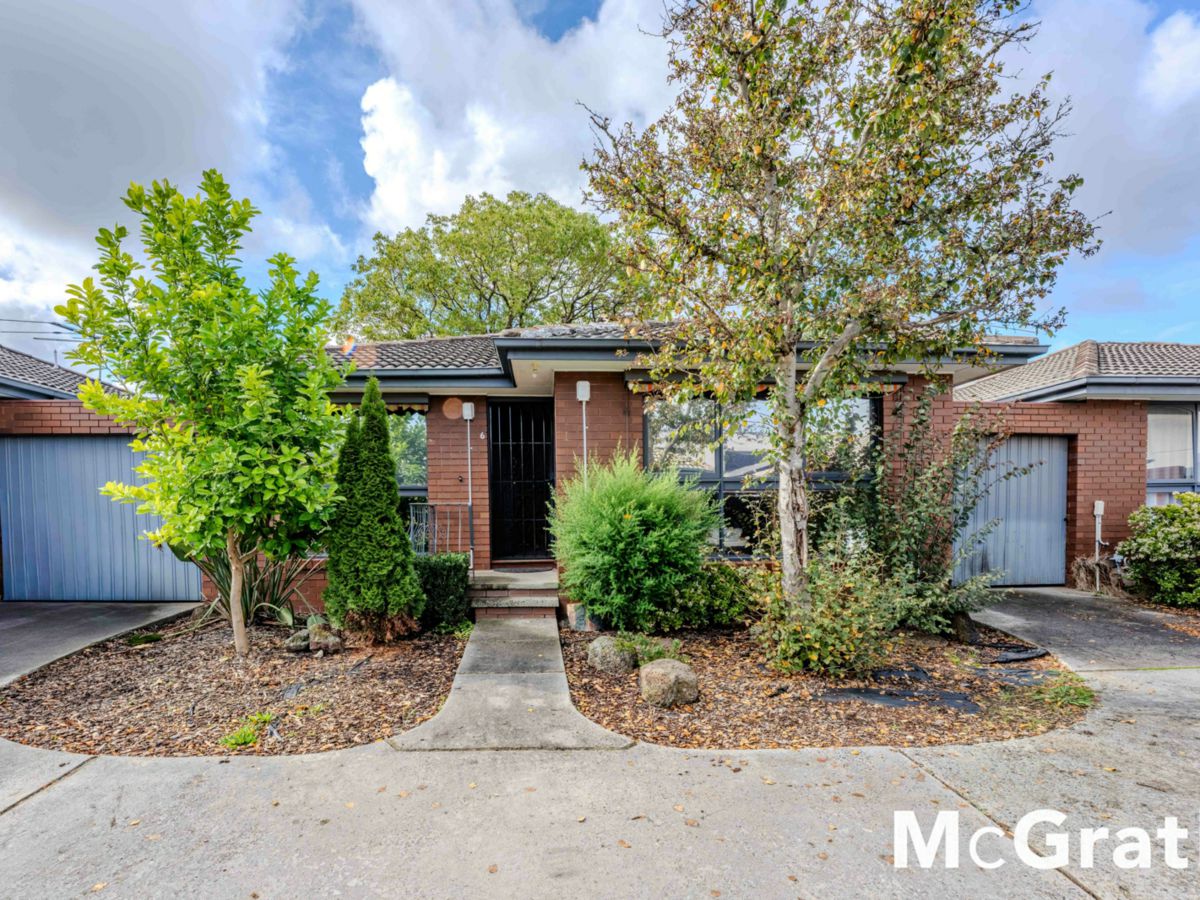 6/33 Bond Street, Ringwood - image 1