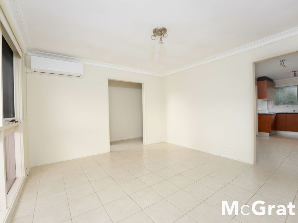6/33 Bond Street, Ringwood - image 2