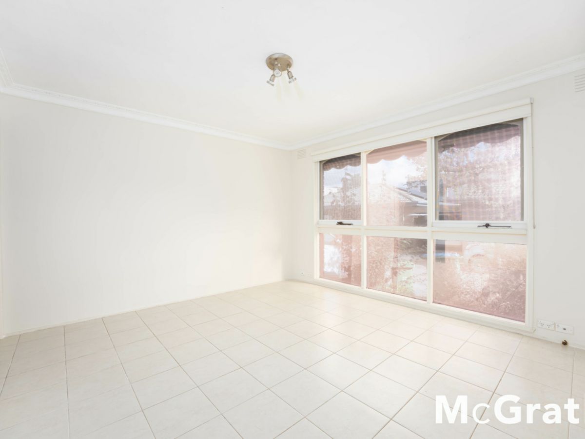 6/33 Bond Street, Ringwood - image 3