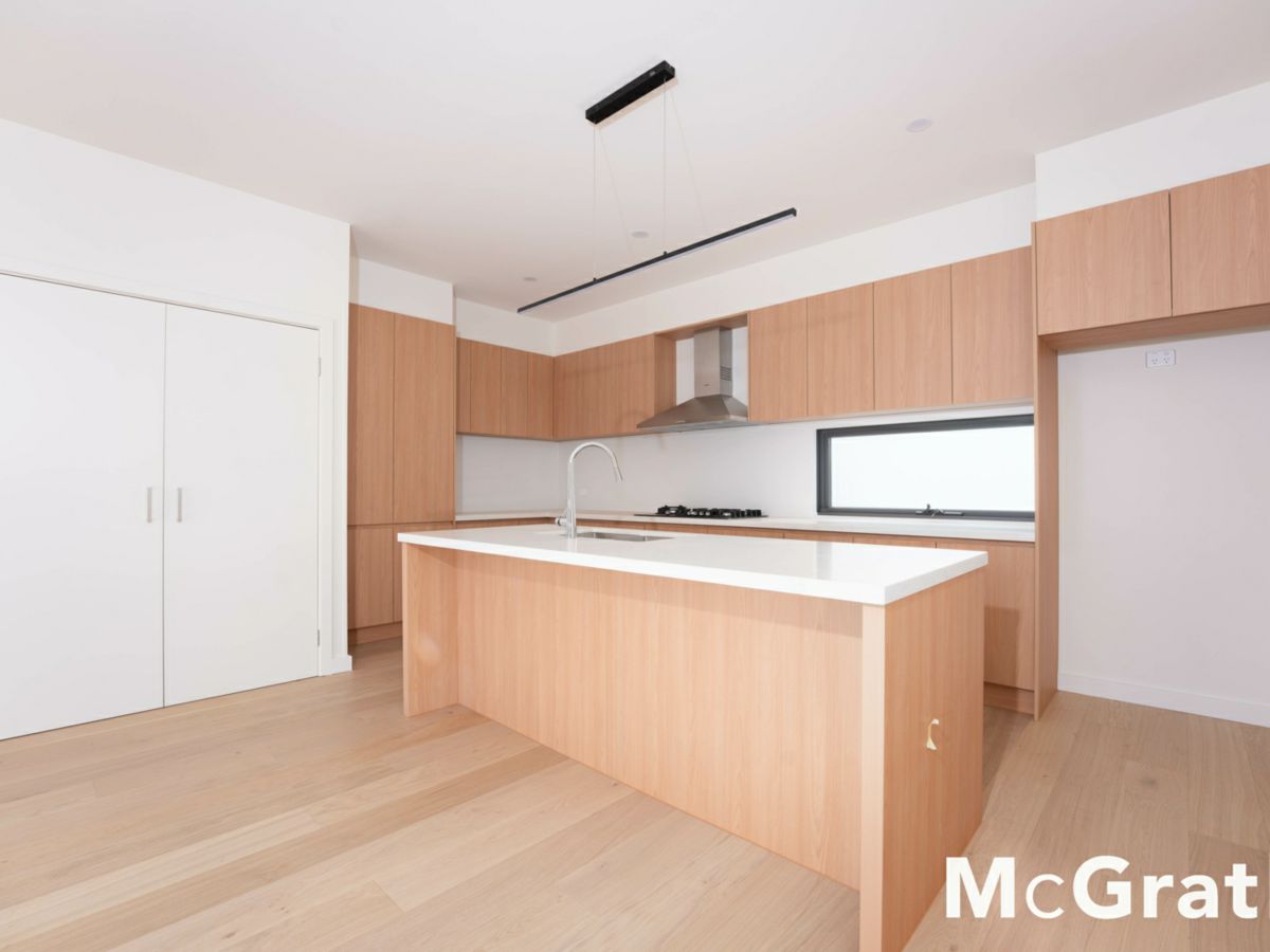 2/33 Darebin Street, Heidelberg - image 2