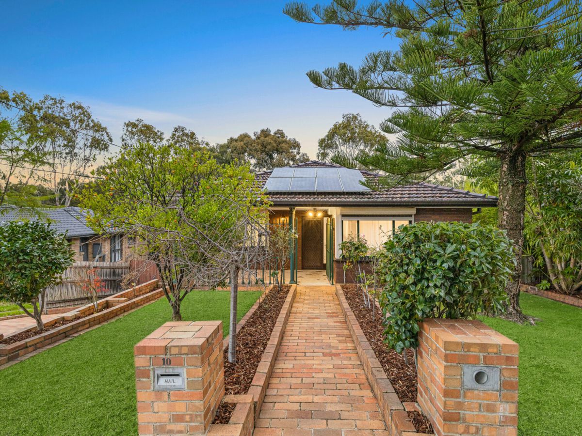 10 Morton Street, Box Hill South - image 1