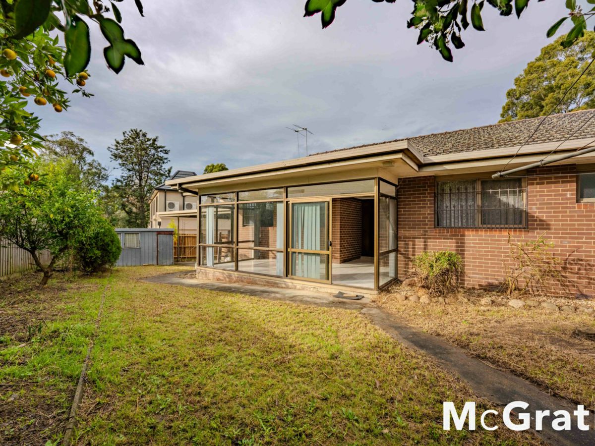 7 Larpent Street, Glen Waverley - image 3