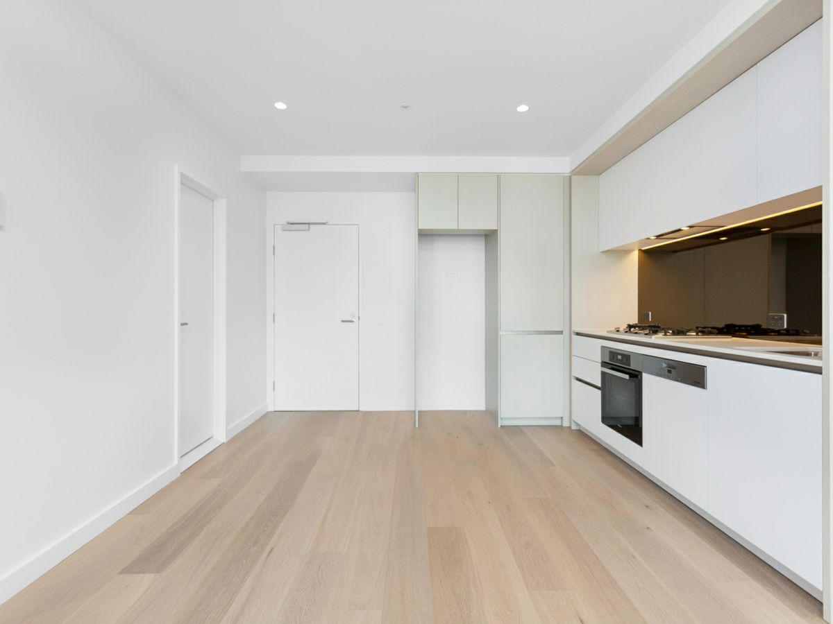 1309/628 Flinders Street, Docklands - image 2