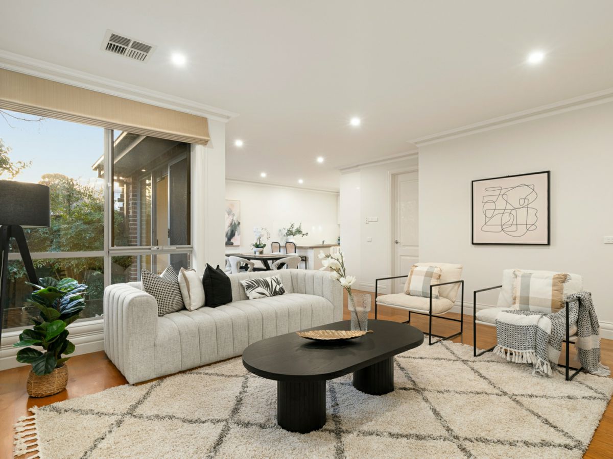 2/22A Hamilton Avenue, Blackburn - image 2