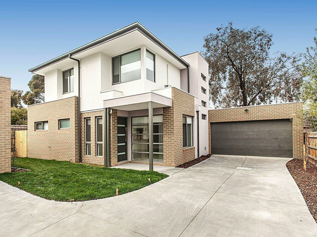 2/22 Baratta Street, Blackburn South - image 1