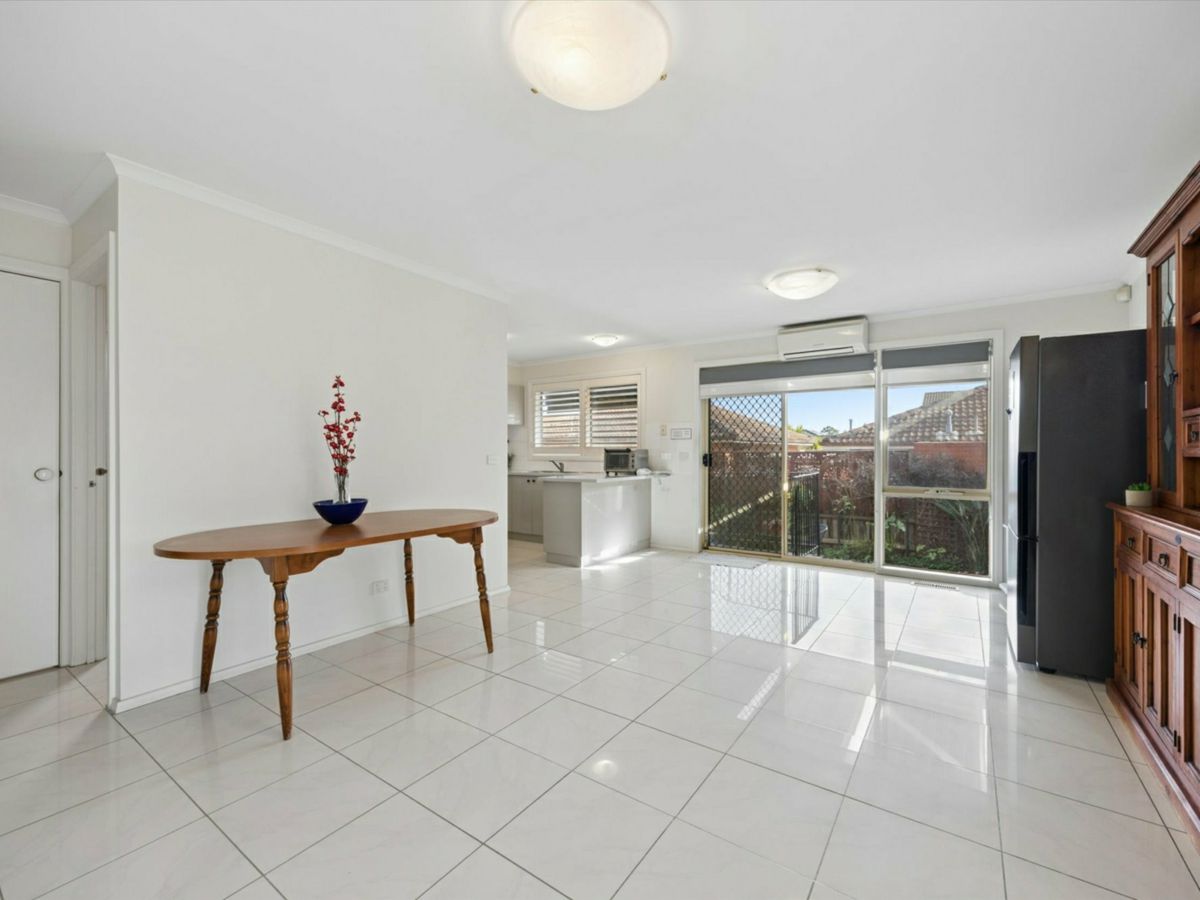 1/21 Clyde Street, Box Hill North - image 3