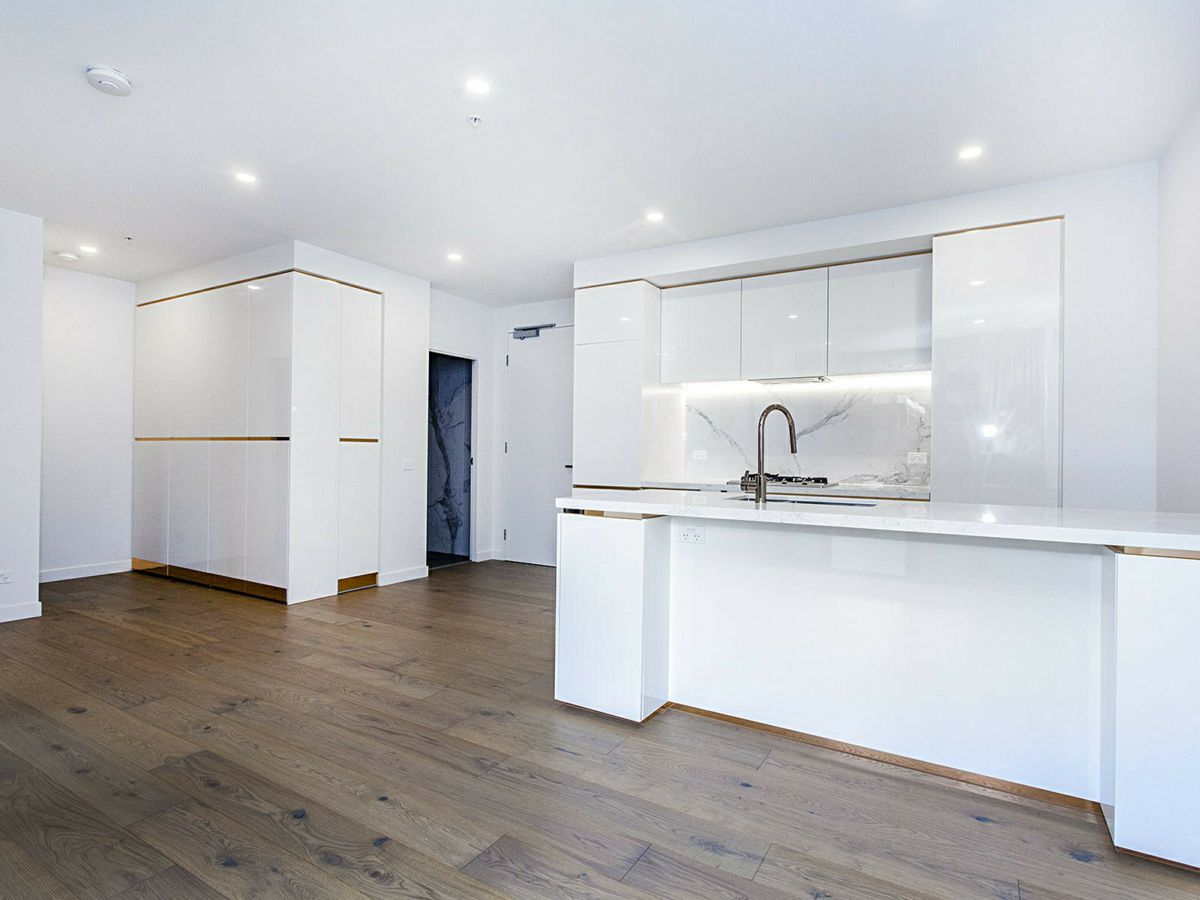 1706A/845 Whitehorse Road, Box Hill - image 3