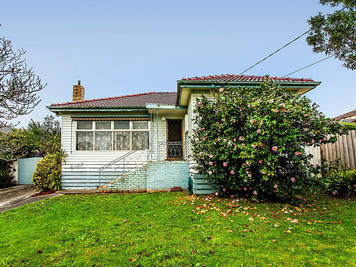 8 Dianne Street, Doncaster East - image 1