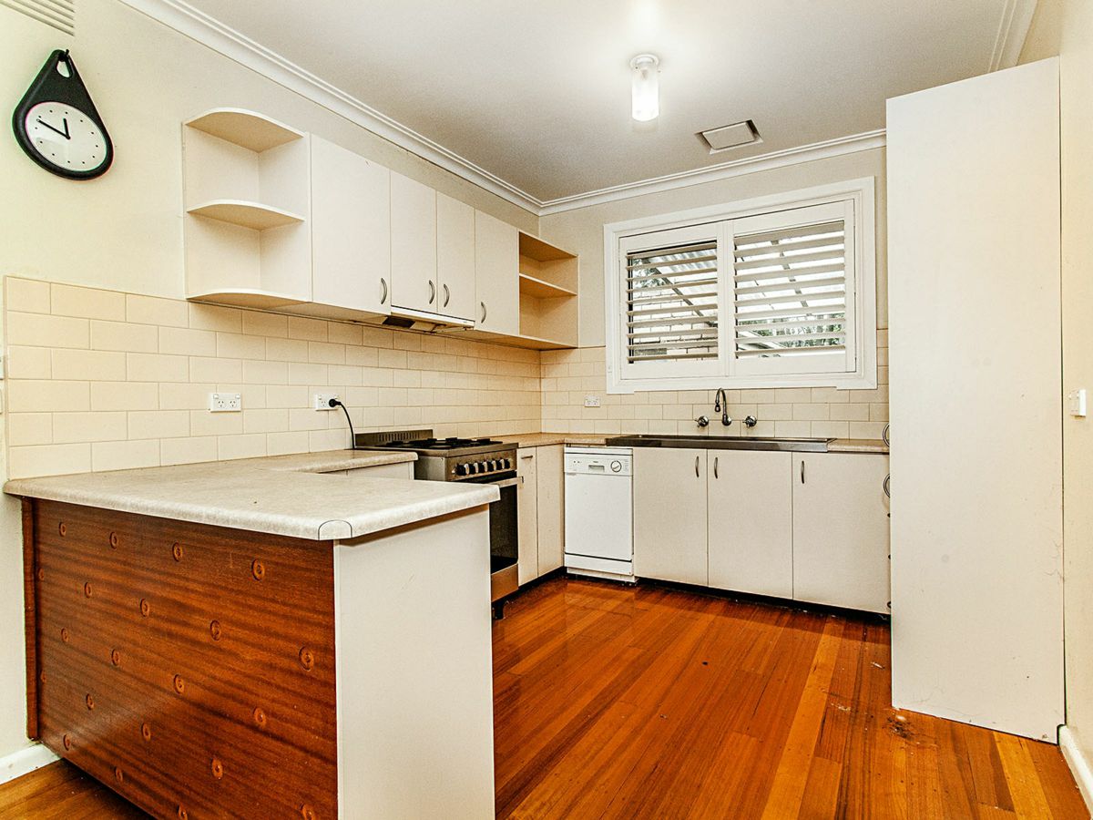 14 Husband Road, Forest Hill - image 3