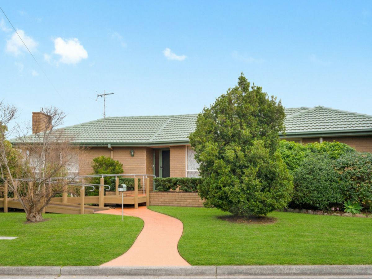 27 Wandella Road, Mornington - image 1
