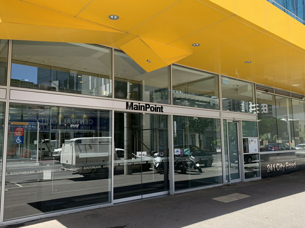 2701/241 City Road, Southbank - image 1