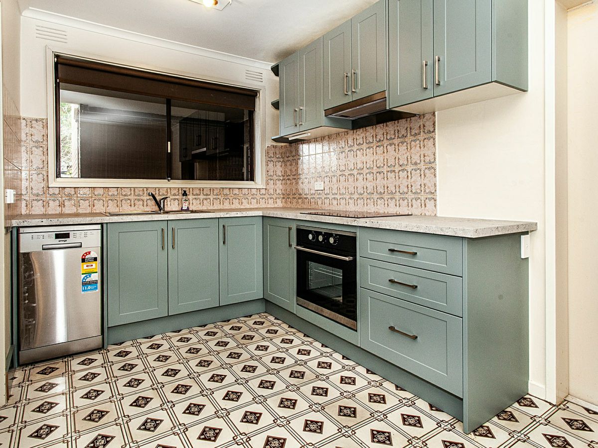 5/51 Bank Street, Box Hill - image 1