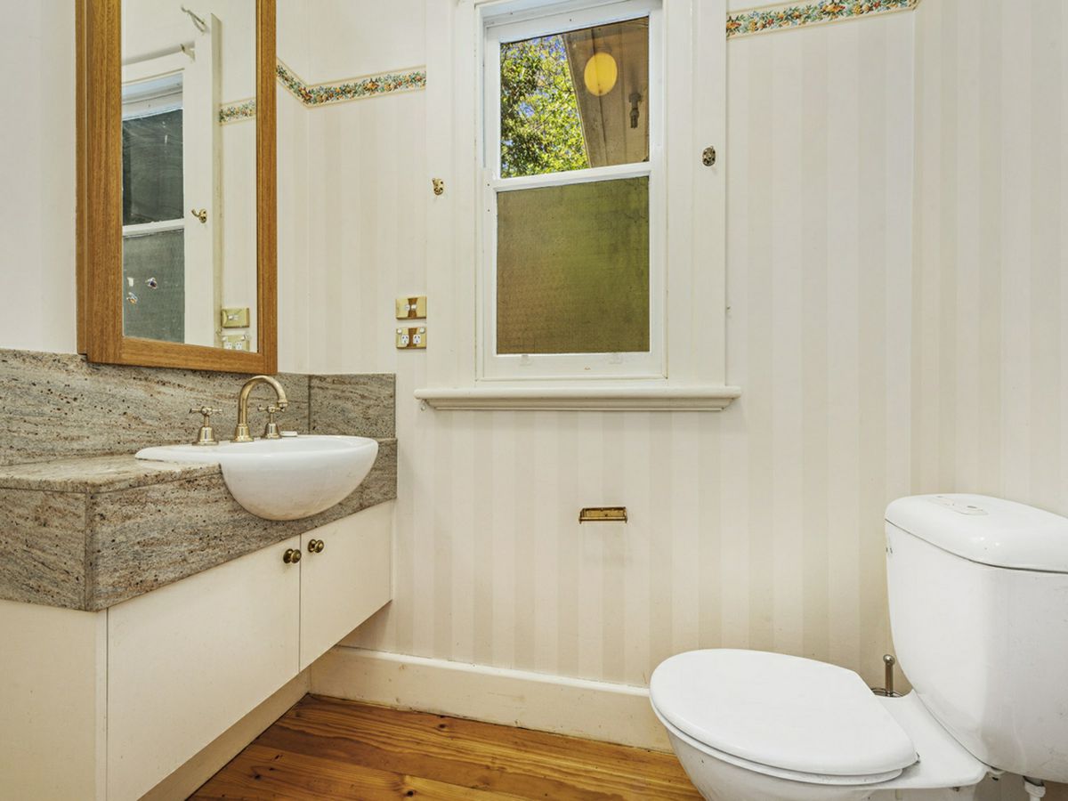 15 Wellington Avenue, Blackburn - image 3