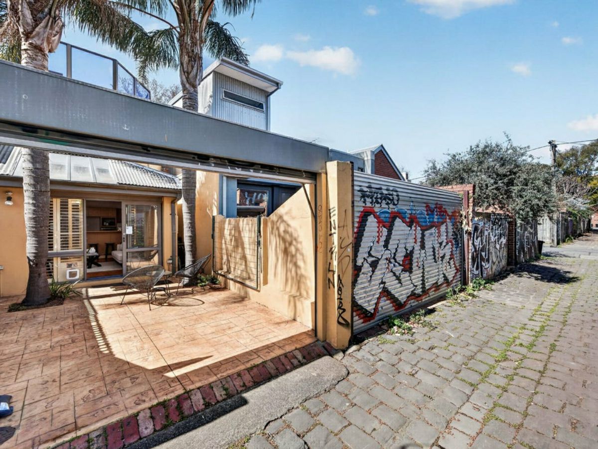 411 Napier Street, Fitzroy - image 2