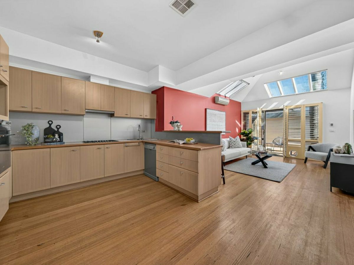 411 Napier Street, Fitzroy - image 3