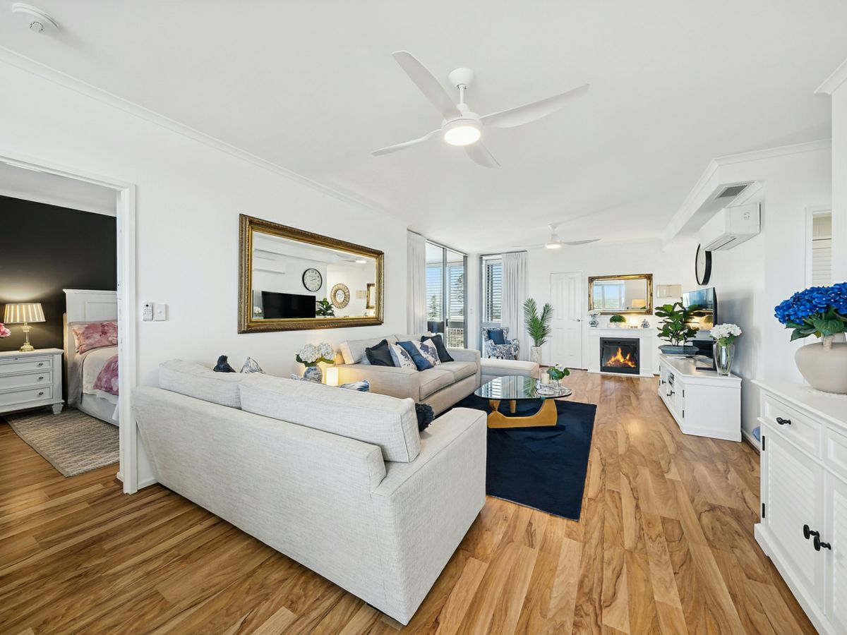 42/67 William Street, Port Macquarie - image 1