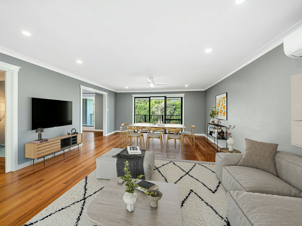127 Matthew Flinders Drive, Port Macquarie - image 1
