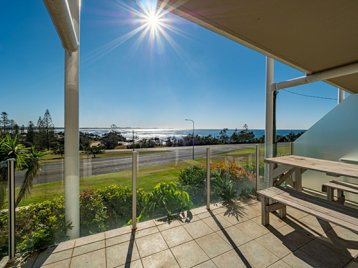 2/8 Burrawan Street, Port Macquarie - image 3