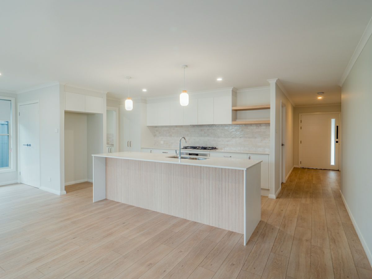 36B Summer Circuit, Lake Cathie - image 1