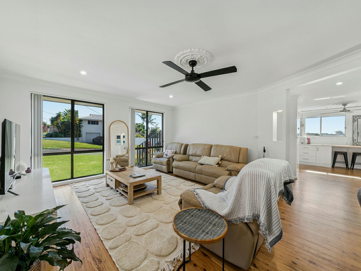 59 Bellevue Drive, Port Macquarie - image 3